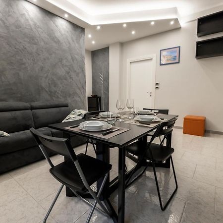 Tra Porta Susa E Piazza Statuto -Cortile Interno- Turin Luaran gambar