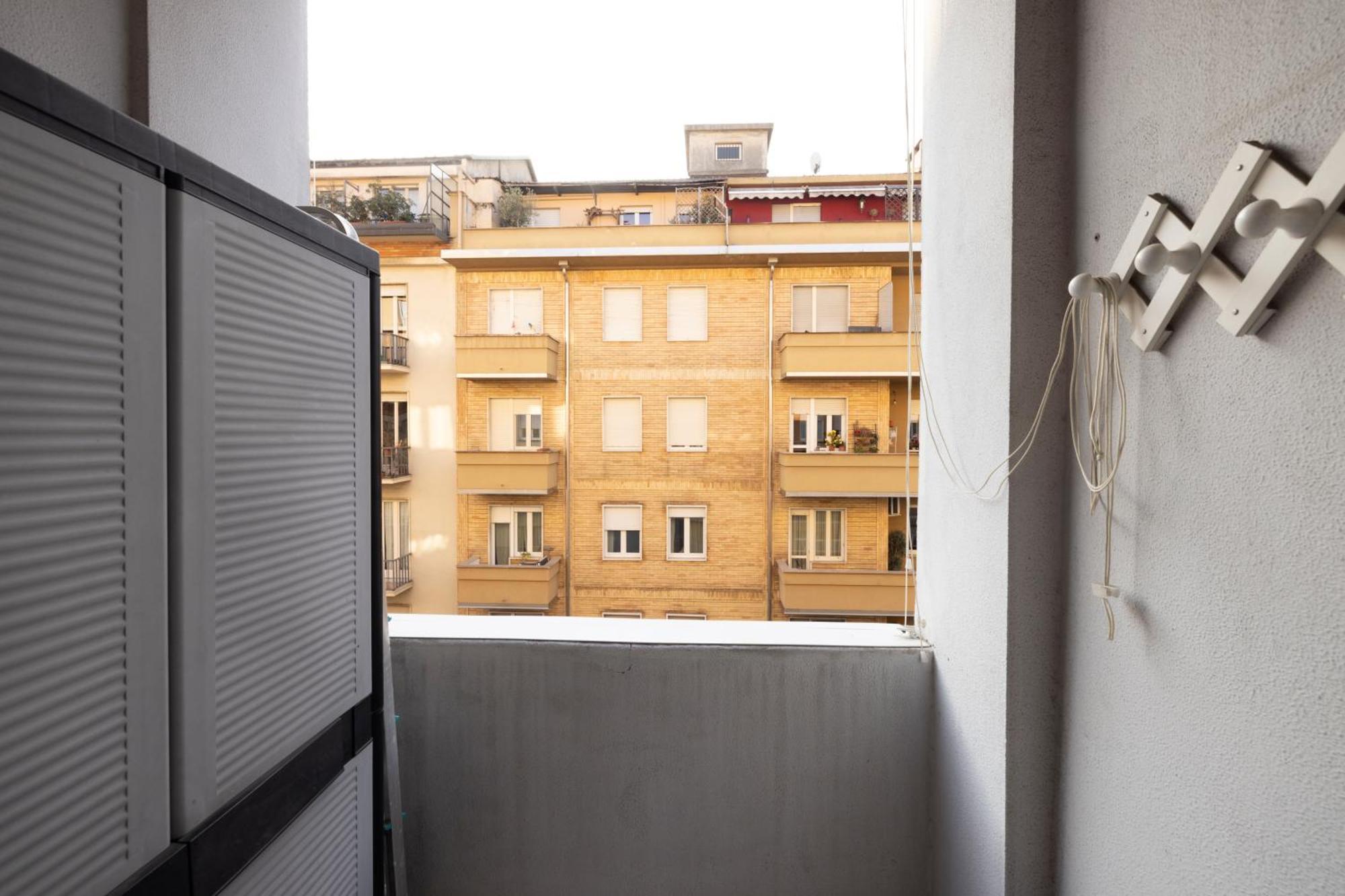 Tra Porta Susa E Piazza Statuto -Cortile Interno- Turin Luaran gambar